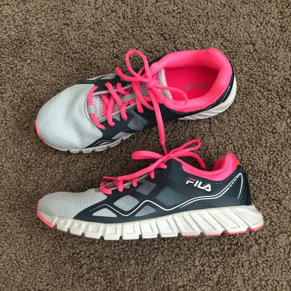 Fila Pink Gray Running Shoes Womens 6